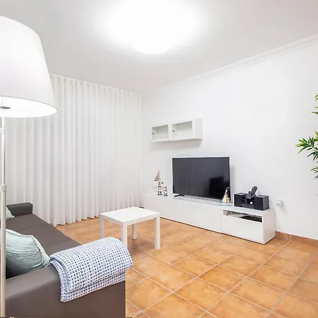 - Super New V6 With Private Pool Ac Seaviews *