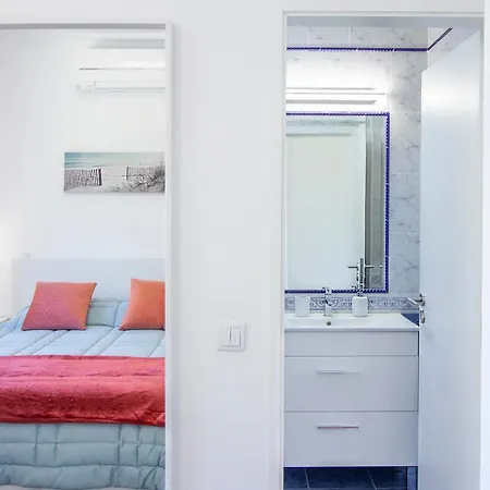 Βίλα - Super New V6 With Private Pool Ac Seaviews