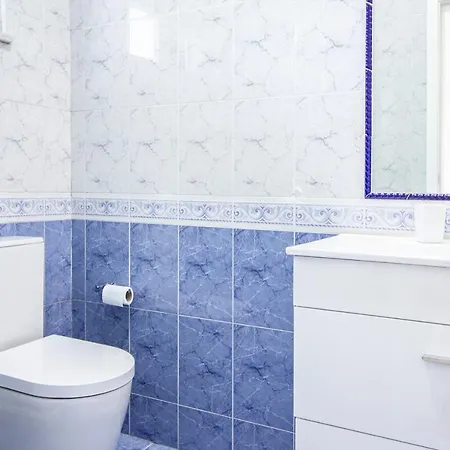 Βίλα - Super New V6 With Private Pool Ac Seaviews *